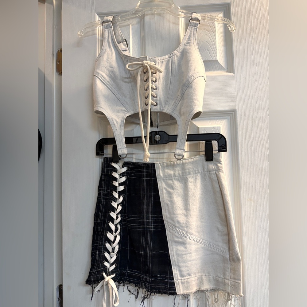 DARKER WAVS DISTORTION PATCHWORK LACE-UP SKIRT W/MATCHING CORSET TOP